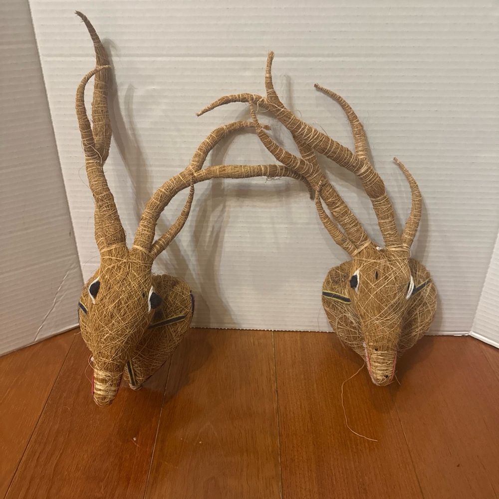 Pair Of woven Esparto Grass Plush Deer Reindeer Rustic Boho Wall Decor folkart